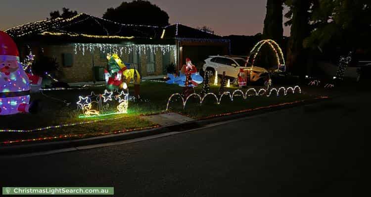 Christmas Light display at 19 Greythorne Court, Narre Warren
