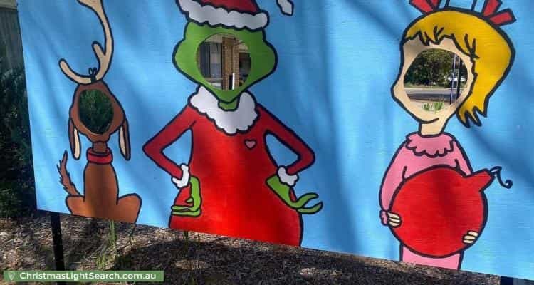 Christmas Light display at 3 Oman Place, Calwell