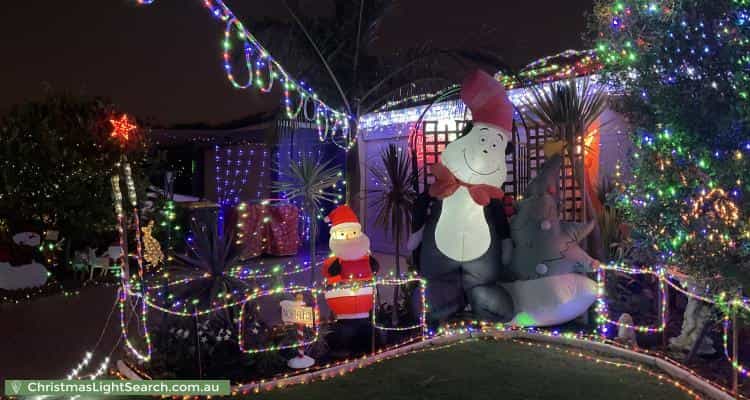 Christmas Light display at 6 Buxton Entrance, Hocking