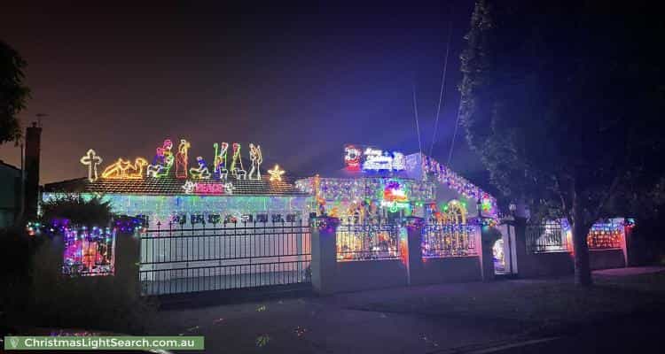 Christmas Light display at 13 Sharp Street, Northcote