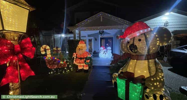 Christmas Light display at 35 Earlsfield Road, Hampton