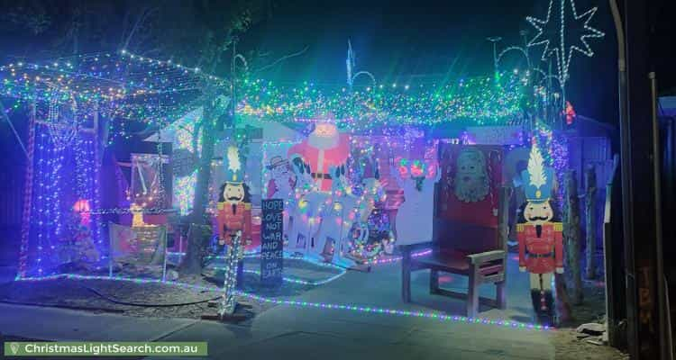 Christmas Light display at 8 Bowaka Street, Park Holme