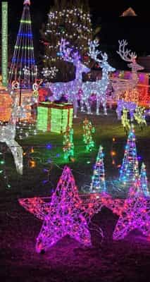 Christmas Light display at 3 Fernando Place, Safety Bay