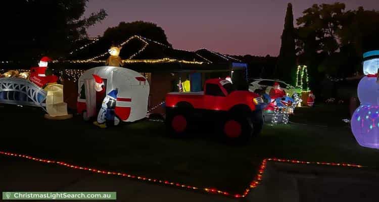 Christmas Light display at 19 Greythorne Court, Narre Warren