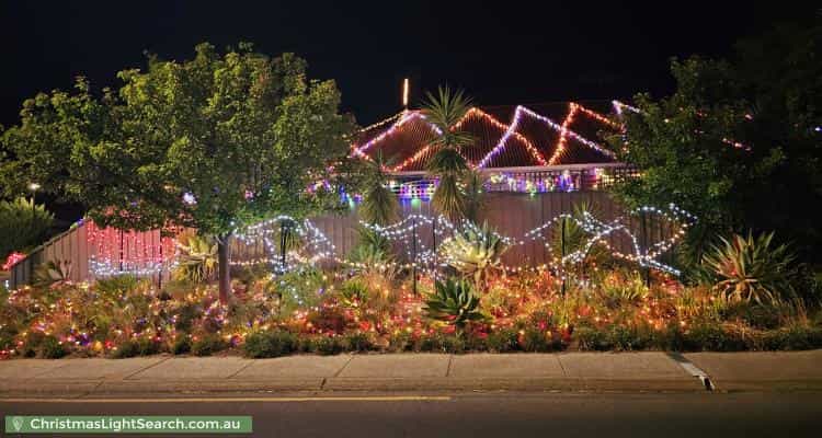 Christmas Light display at 29 Selway Place, Evanston Park