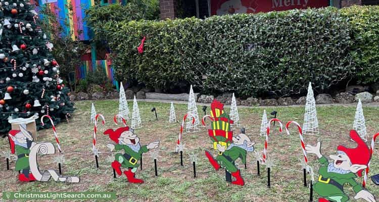 Christmas Light display at 2 Sheldon Court, Gladstone Park