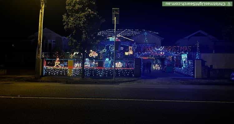 Christmas Light display at 997 Toorak Road, Camberwell