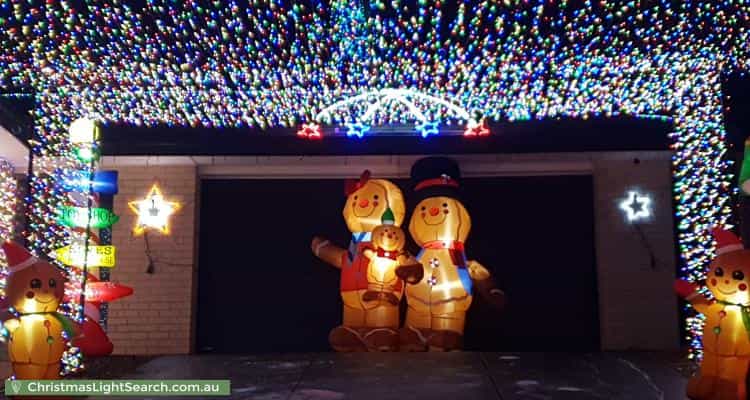 Christmas Light display at 21 Burke Parade, Hewett