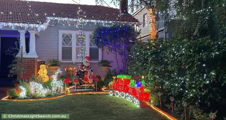 Christmas Light display at  Hazeldean Avenue, Brighton East