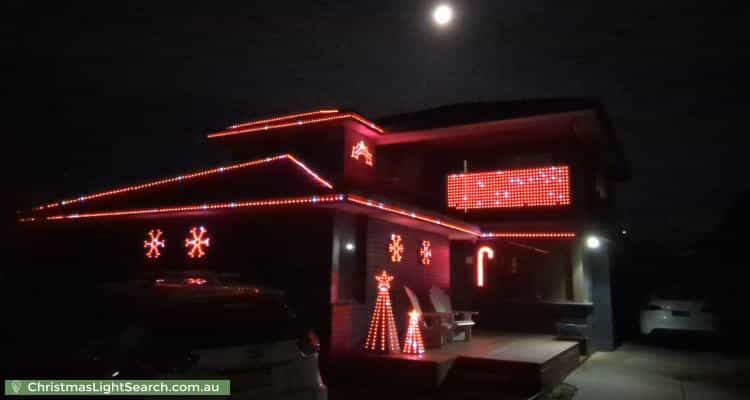 Christmas Light display at 33 Baxter Avenue, Chelsea