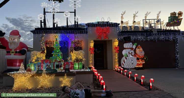 Christmas Light display at 27 Rateki Close, Burton