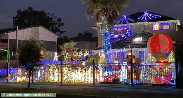 Christmas Light display at 81 Laura Road, Knoxfield