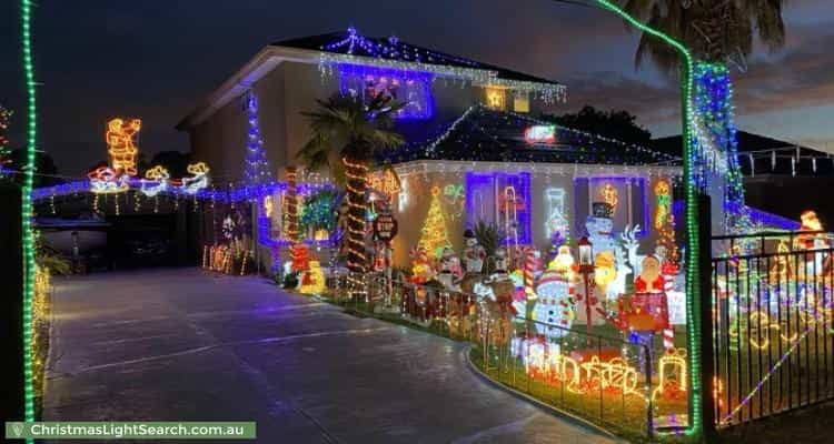 Christmas Light display at 81 Laura Road, Knoxfield