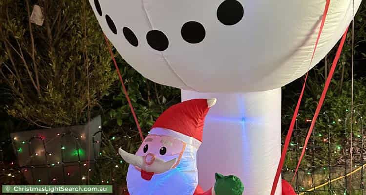 Christmas Light display at 26 Nicholson Avenue, St Ives