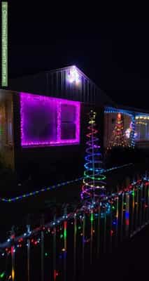 Christmas Light display at 1 Biralee Crescent, Beacon Hill