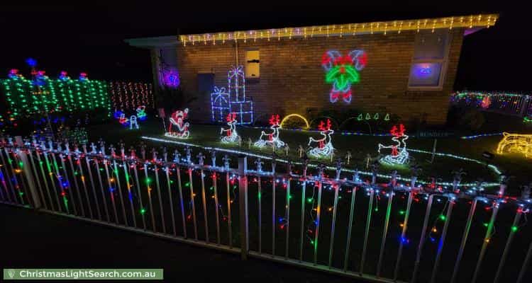 Christmas Light display at 1 Biralee Crescent, Beacon Hill