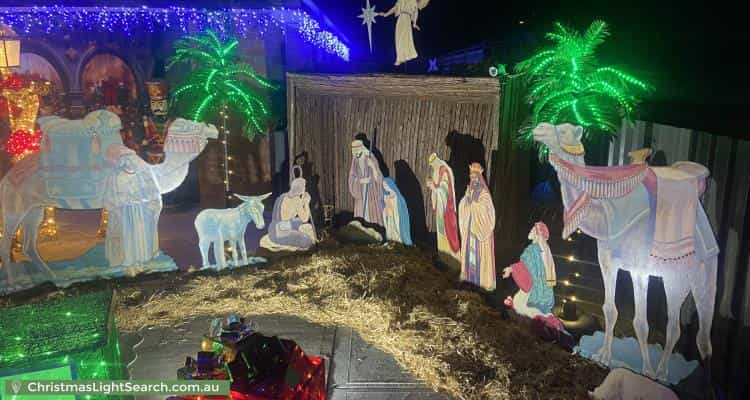 Christmas Light display at 80 Kensington Way, Burton