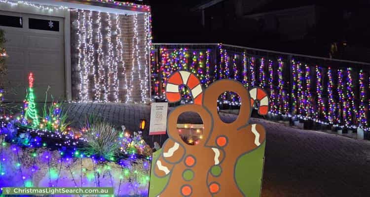 Christmas Light display at 16 Ferndene Mews, Hillarys