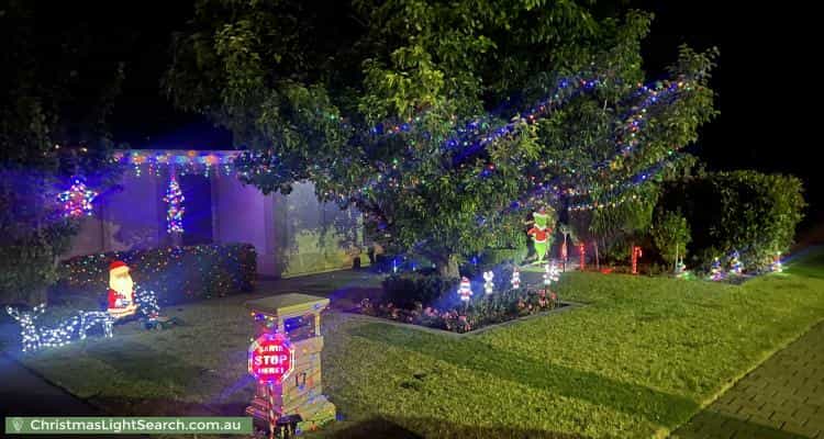 Christmas Light display at 17 Explorer Parade, Hewett