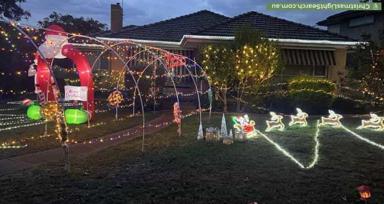 Christmas Light display at 88 Quinn Grove, Keilor East
