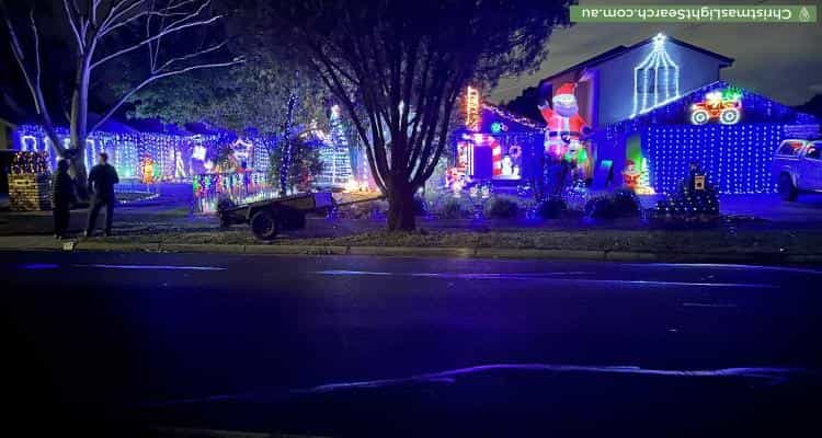 Christmas Light display at 67 chandra avenue, kilsyth south