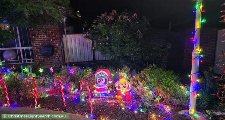 Christmas Light display at 14 Starritt Place, MacArthur
