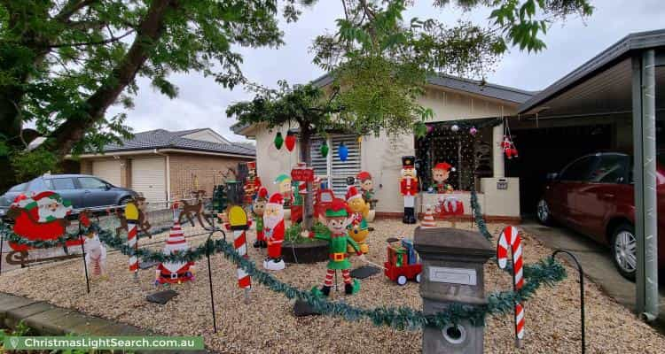 Christmas Light display at 77 Shoobridge Circuit, Dunlop