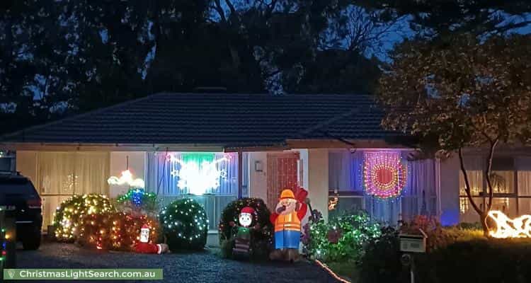 Christmas Light display at 4 Brookes Court, Mooroolbark