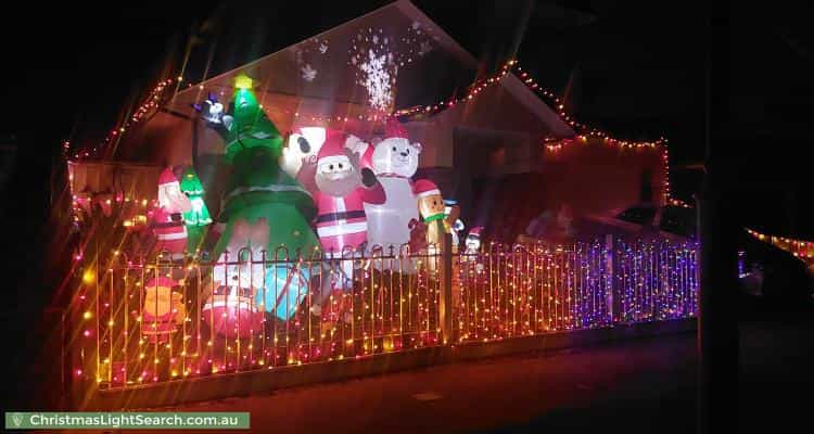 Christmas Light display at 29 Stoke Heath Way, Caroline Springs