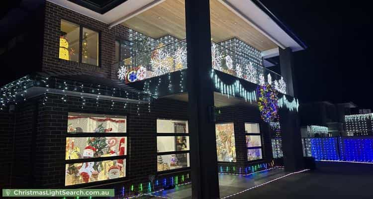 Christmas Light display at 354 Coburns Road, Kurunjang