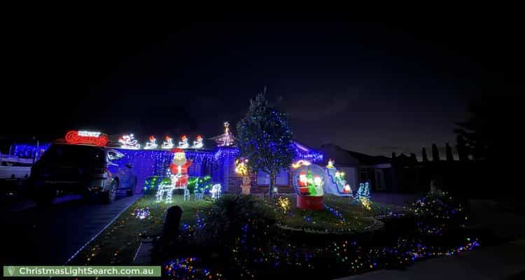 Christmas Light display at 8 Gerlach Grove, Evanston Park