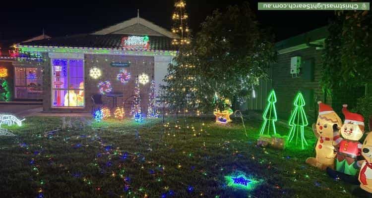 Christmas Light display at 31 Epsilon Close, Woodcroft