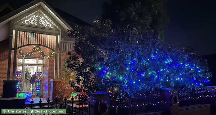 Christmas Light display at 54 Glass Street, Essendon