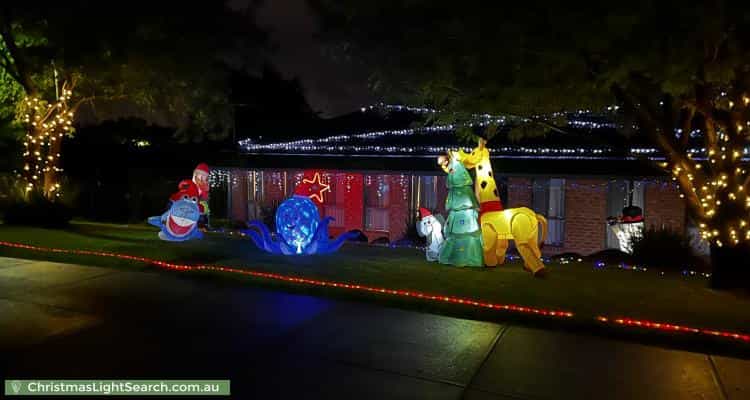Christmas Light display at 19 Greythorne Court, Narre Warren