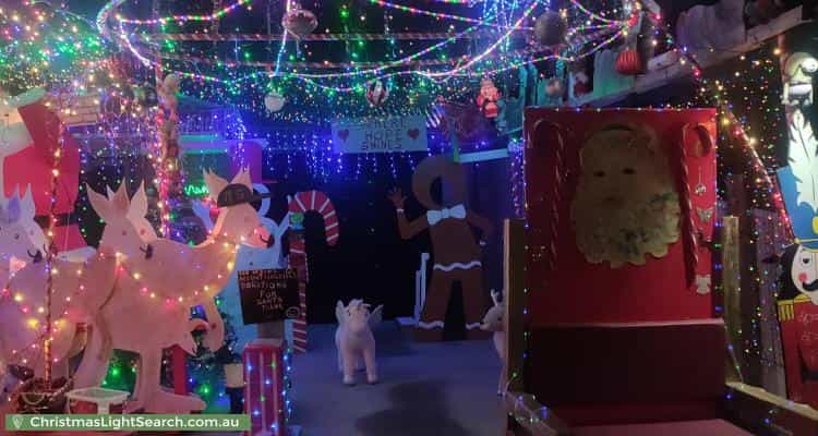 Christmas Light display at 8 Bowaka Street, Park Holme