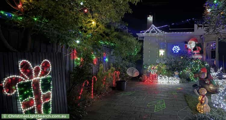 Christmas Light display at 42 Hodder Street, Brighton East