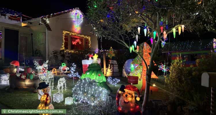 Christmas Light display at 42 Hodder Street, Brighton East