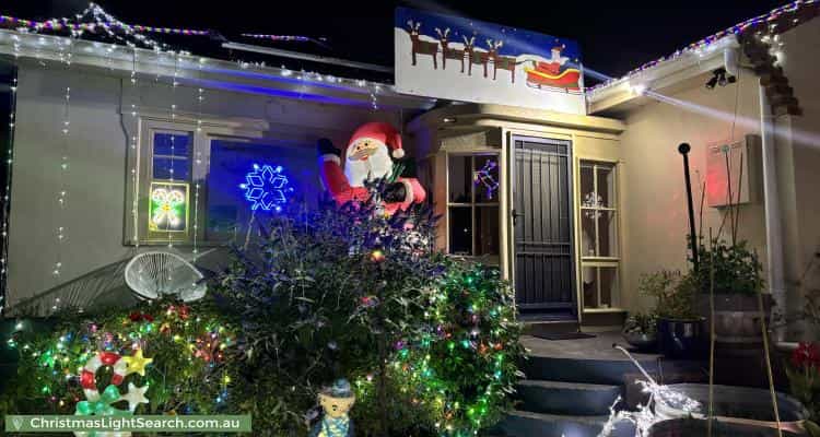 Christmas Light display at 42 Hodder Street, Brighton East