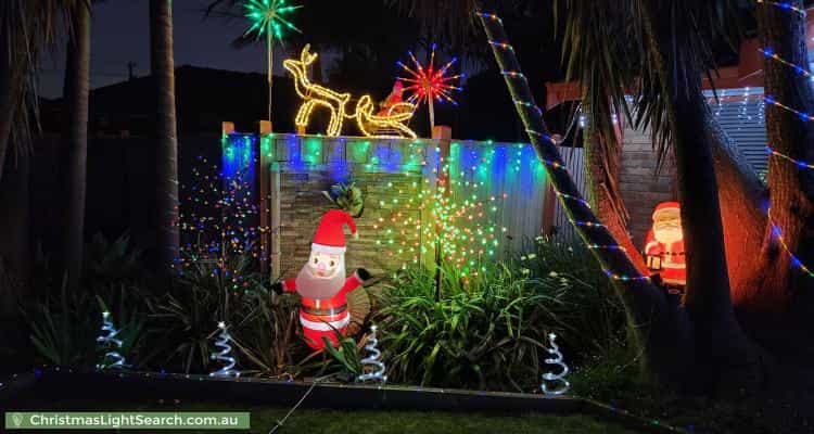 Christmas Light display at 5 Quarrion Drive, Carrum Downs