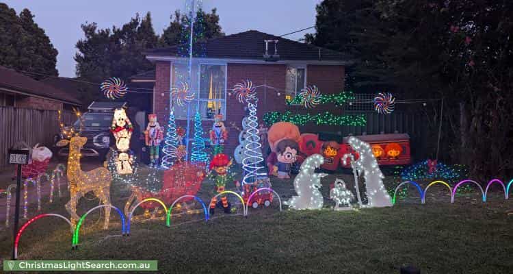 Christmas Light display at 16 Dennis Street, Ermington