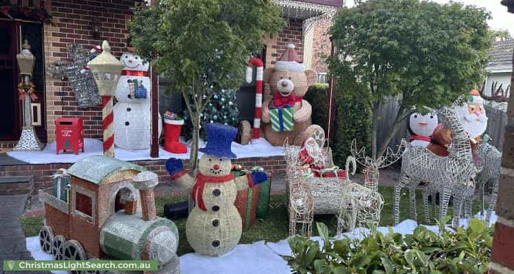 Christmas Light display at 15 Boronia Street, Bentleigh East