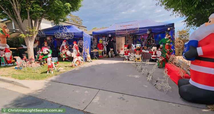 Christmas Light display at 3 Cleggett Street, Forde