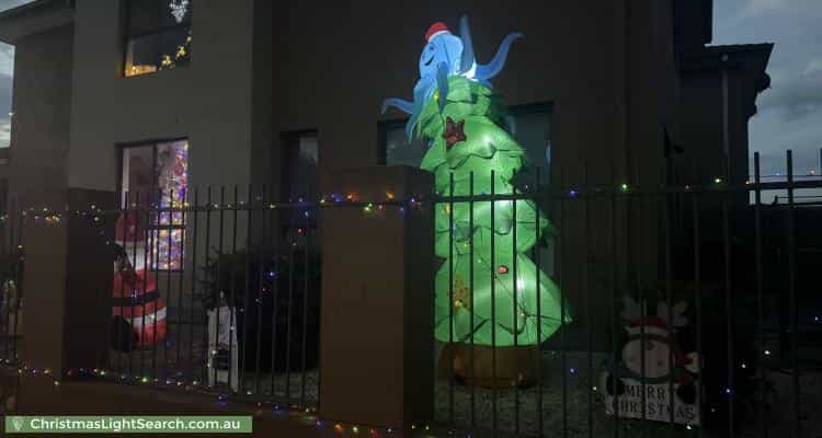Christmas Light display at 80 Moonlight Avenue, Harrison