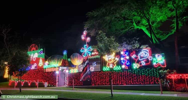 Christmas Light display at 27 Minimine Street, Stafford