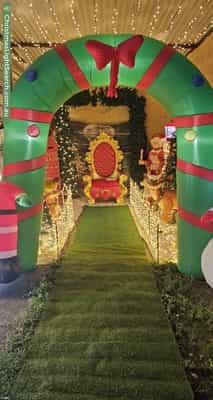 Christmas Light display at 4 Normanhurst Court, Petrie
