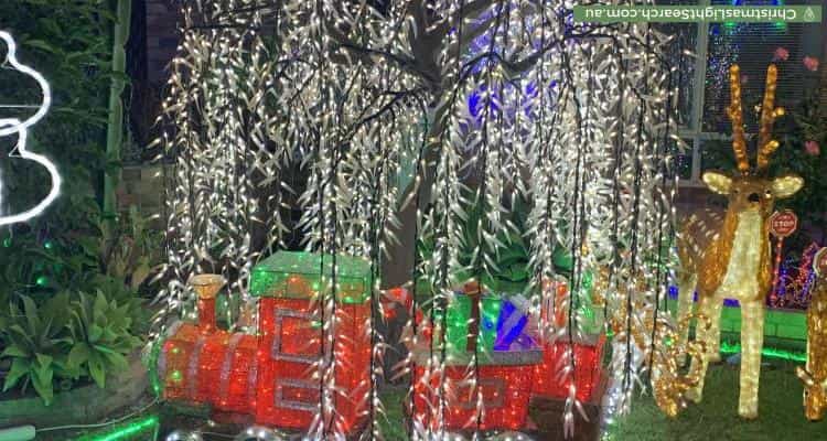 Christmas Light display at 225 Centre Dandenong Road, Cheltenham