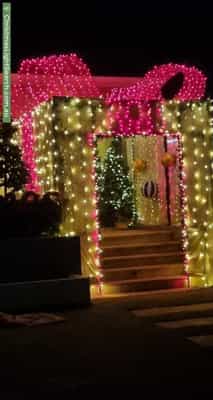 Christmas Light display at 27 Baumea Turn, Hammond Park