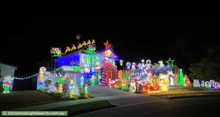 Christmas Light display at 16 Pine Edge Drive, Landsborough