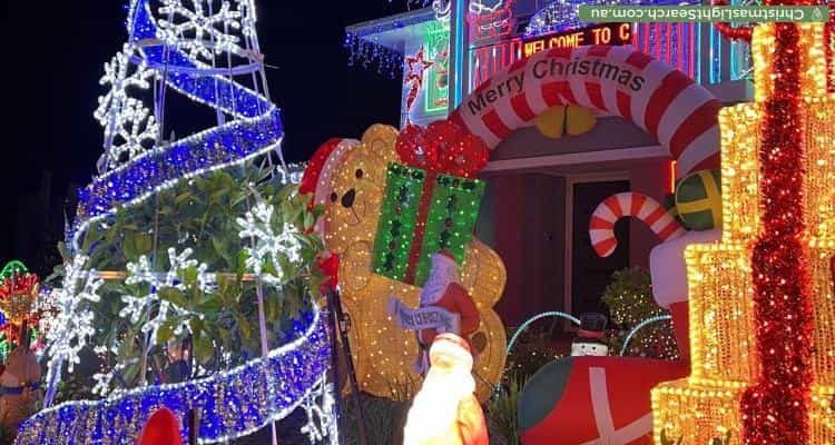 Christmas Light display at 16 Pine Edge Drive, Landsborough