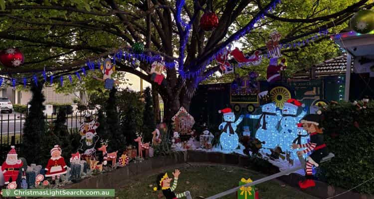 Christmas Light display at 52 Cappella Court, Glen Waverley